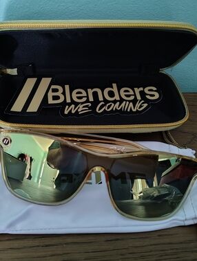 New Blenders Dion sanders Gold 21 Polarized Sunglasses. 139-15-1